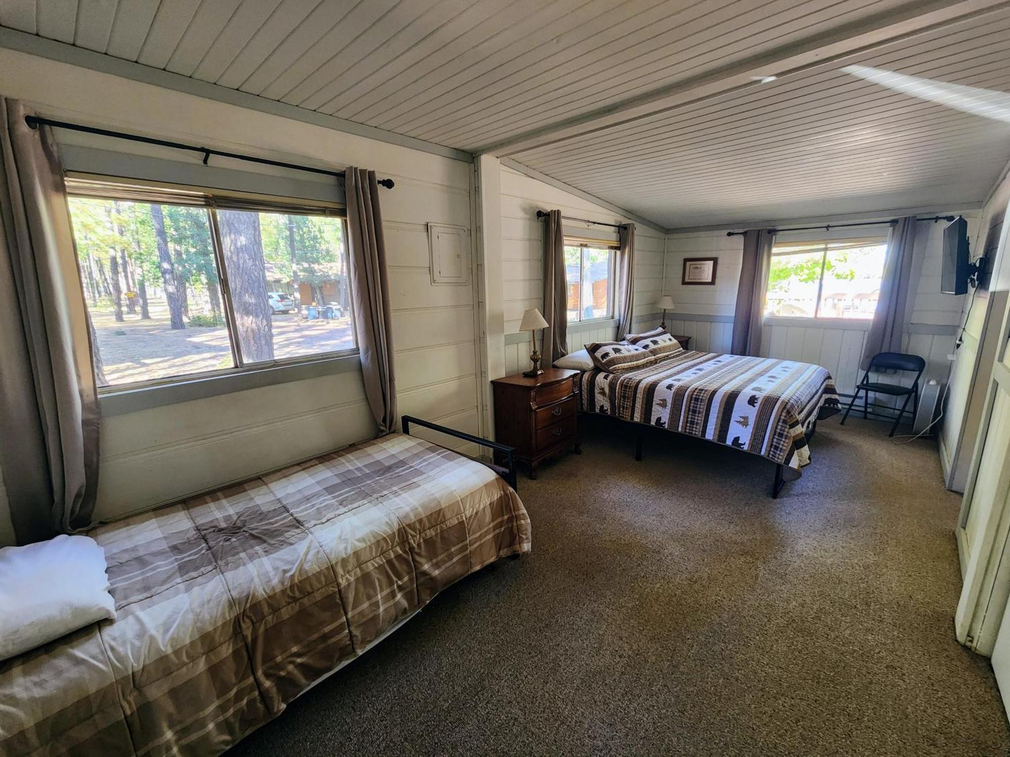 Lazy Oaks Resort Pinetop-Lakeside Bagian luar foto